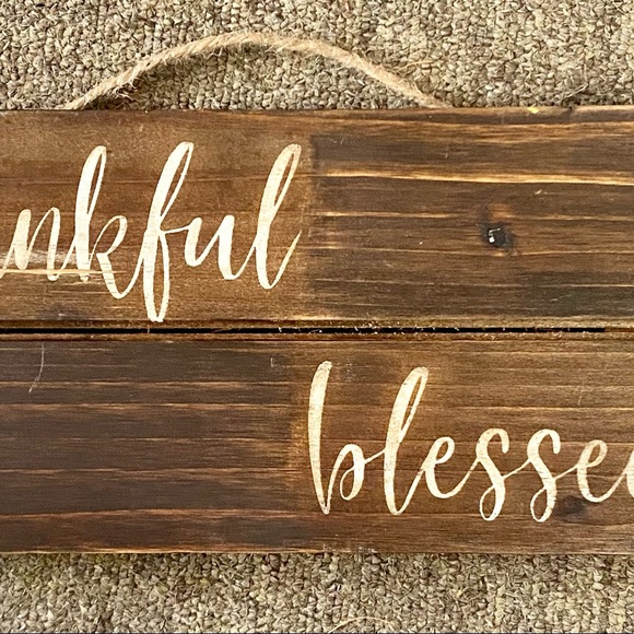 New Thankful and blessed wooden sign …hand painted - Picture 2 of 3
